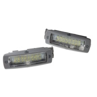 Stropn� bo�n� LED lampi�ka s p�ep�na�em - 3 funkce Seat Leon -- rok v�roby 99-2006
